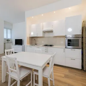 https://bilocale-il-laboratorio-di-citt-studi.italymilanhotels.net